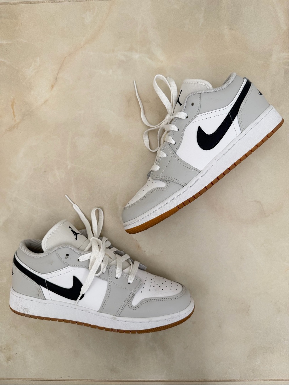 NIKE AIR JORDAN 1 Low Sneakers